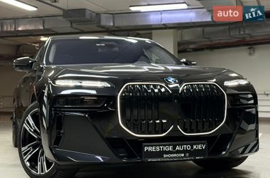 Седан BMW 7 Series 2024 в Киеве