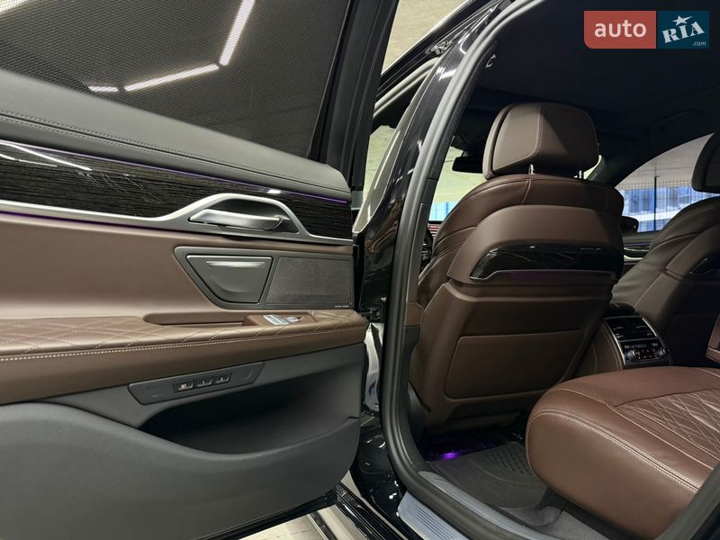 Седан BMW 7 Series 2020 в Одессе