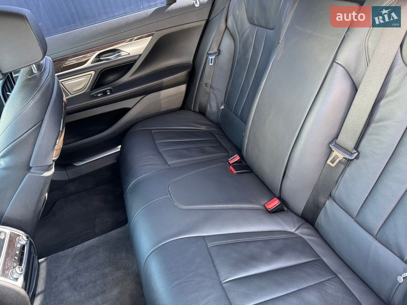 Седан BMW 7 Series 2019 в Киеве