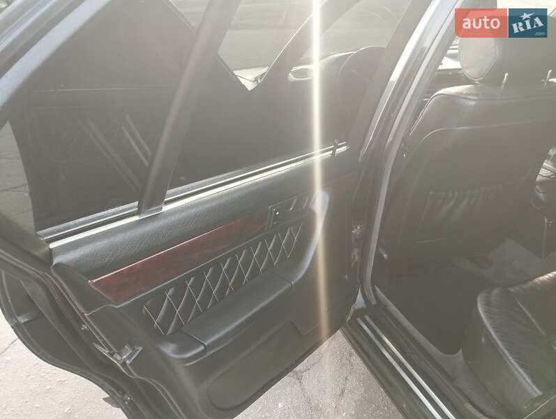 Седан BMW 7 Series 1992 в Каменском