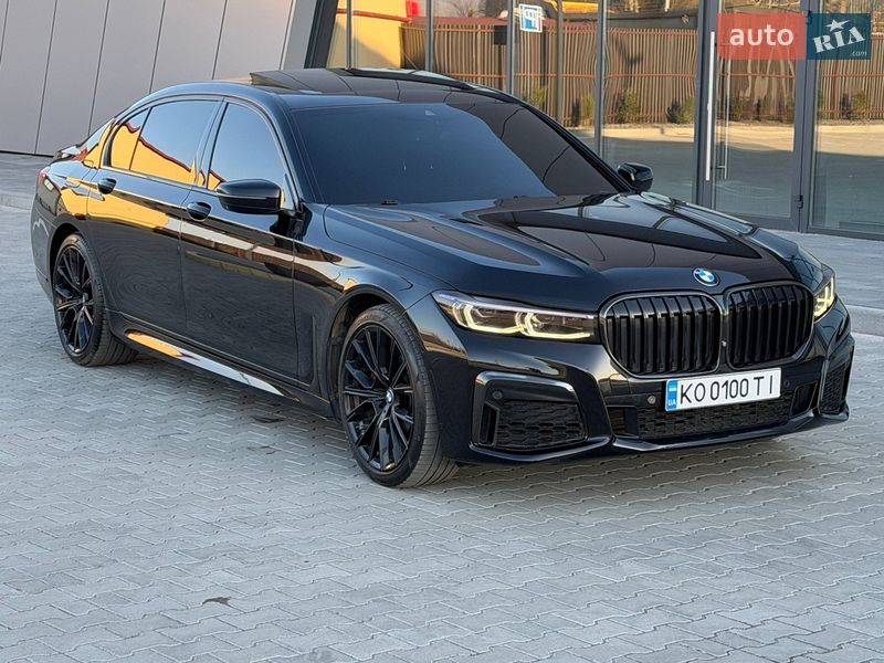 Седан BMW 7 Series 2019 в Ужгороде