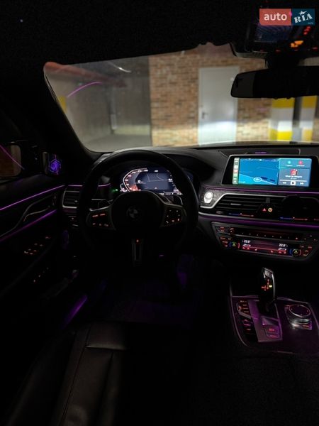 Седан BMW 7 Series 2016 в Львове