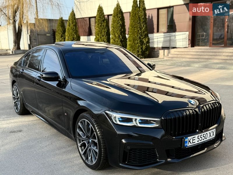 Седан BMW 7 Series 2022 в Дніпрі