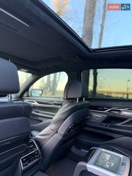 Седан BMW 7 Series 2019 в Киеве