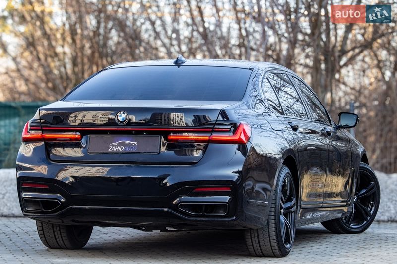 Седан BMW 7 Series 2018 в Львове