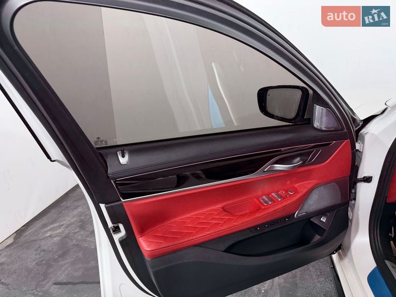 Седан BMW 7 Series 2021 в Киеве