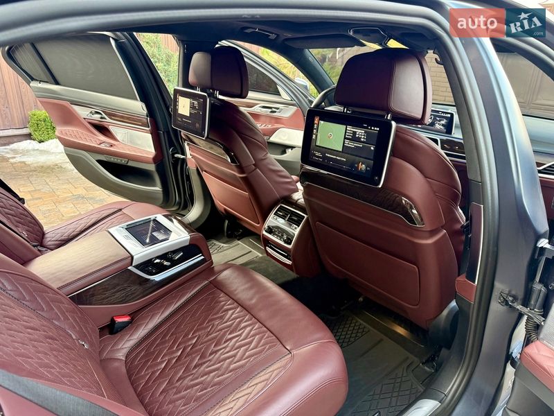 Седан BMW 7 Series 2019 в Киеве