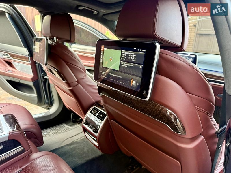 Седан BMW 7 Series 2019 в Киеве