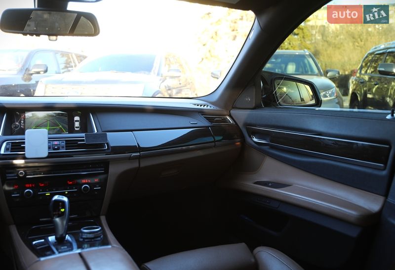 Седан BMW 7 Series 2013 в Харькове