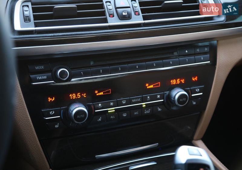 Седан BMW 7 Series 2013 в Харькове