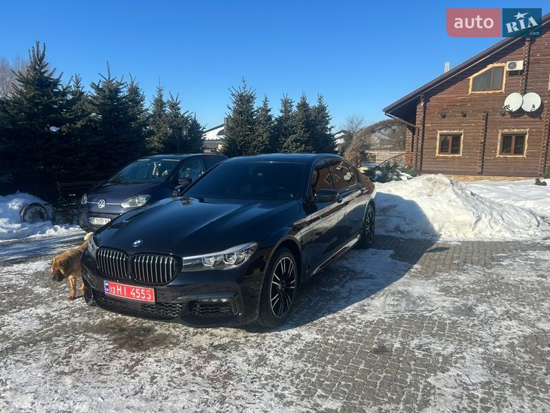 Седан BMW 7 Series 2017 в Владимире