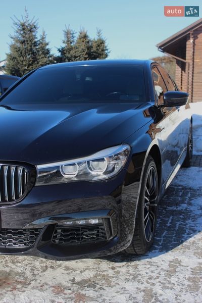 Седан BMW 7 Series 2017 в Владимире