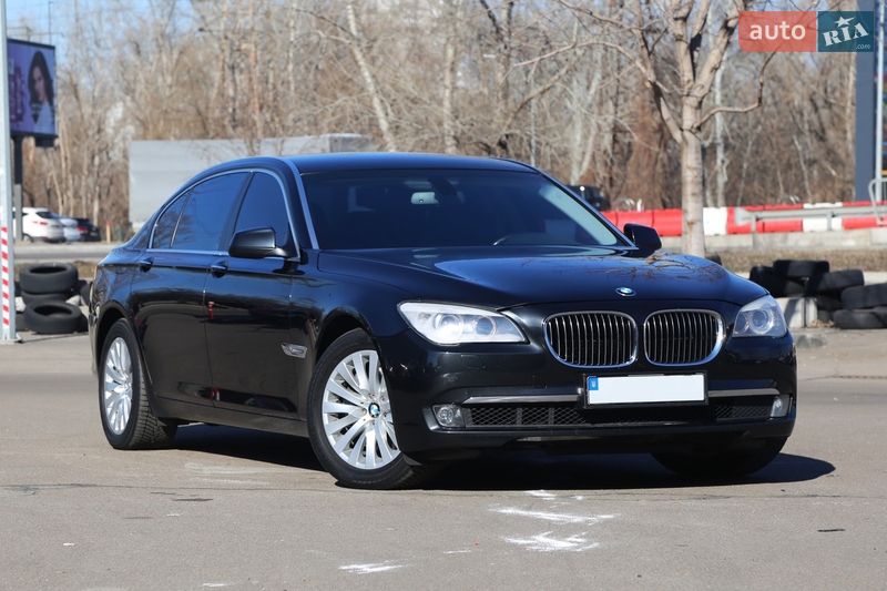 BMW 7 Series 2011