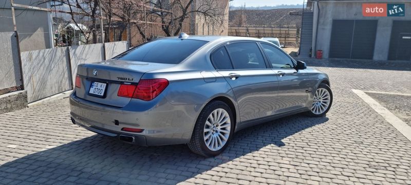 Седан BMW 7 Series 2011 в Черновцах