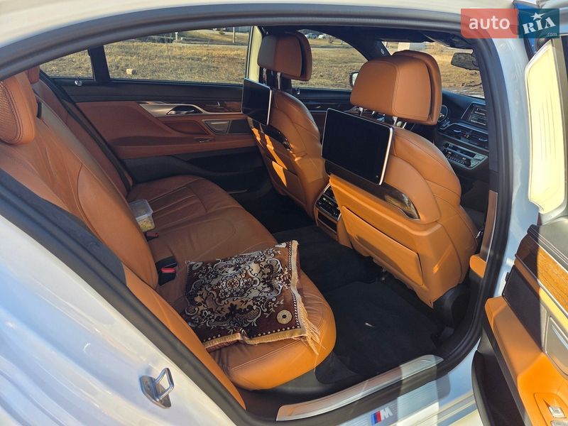 Седан BMW 7 Series 2017 в Харькове