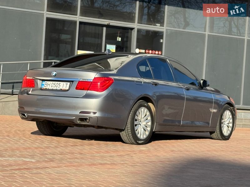 Седан BMW 7 Series 2009 в Одессе