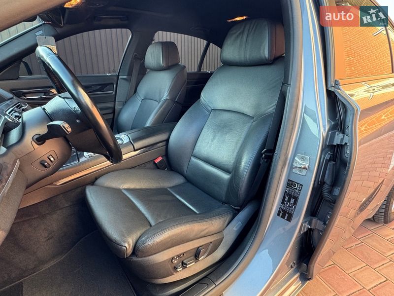 Седан BMW 7 Series 2009 в Одессе