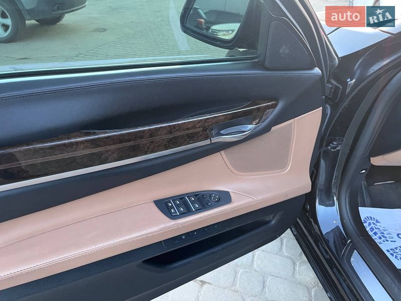 Седан BMW 7 Series 2012 в Львове фото 9 Седан BMW 7 Series 2012 в Львове