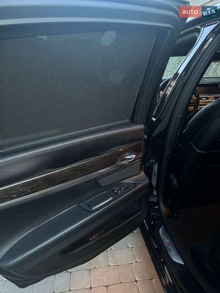 Седан BMW 7 Series 2014 в Тернополе