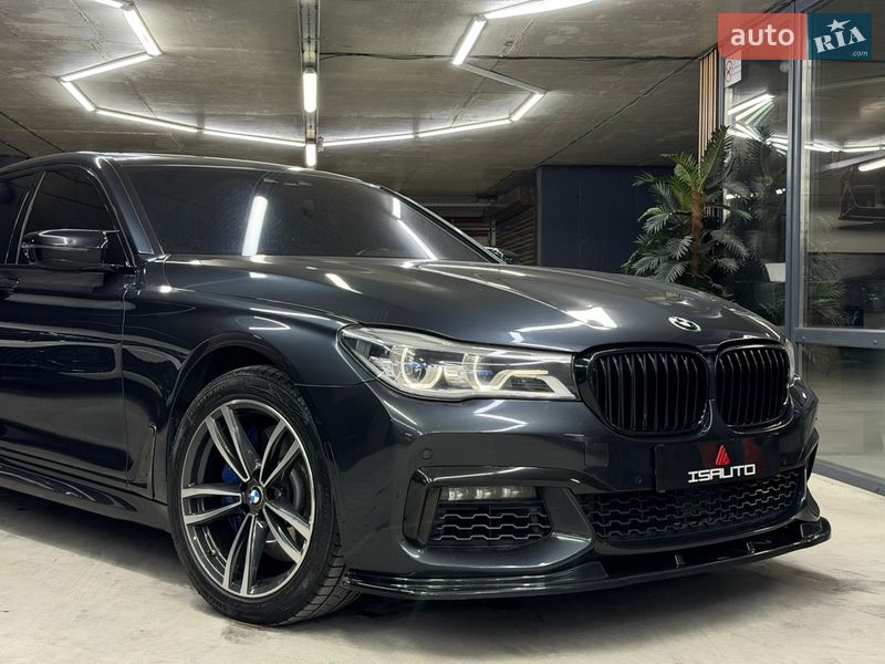Седан BMW 7 Series 2015 в Одессе