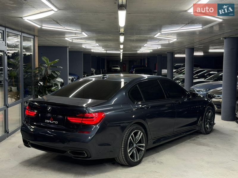 Седан BMW 7 Series 2015 в Одессе