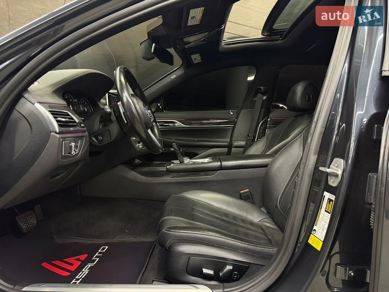Седан BMW 7 Series 2015 в Одессе