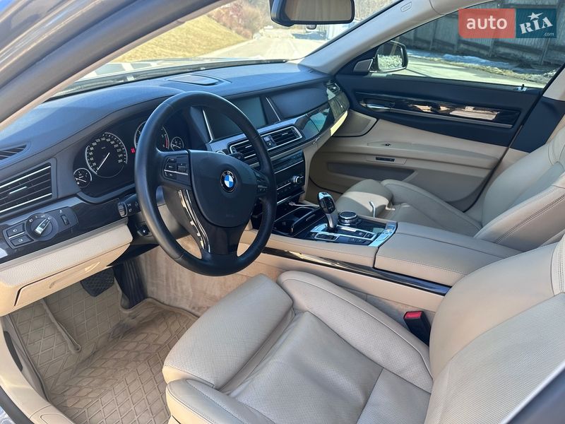 Седан BMW 7 Series 2014 в Киеве