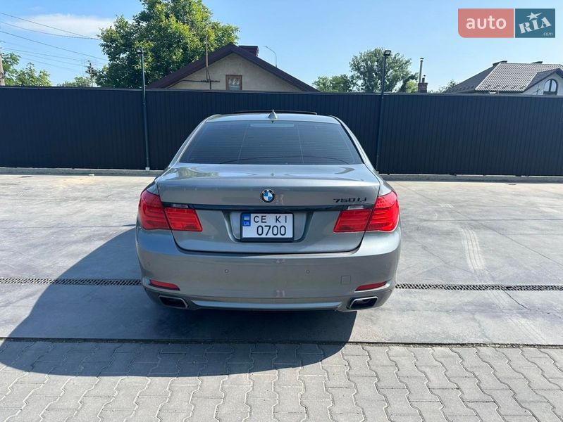 Седан BMW 7 Series 2011 в Чернівцях