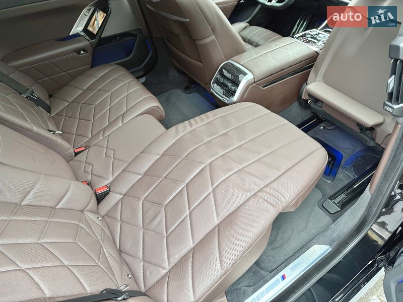Седан BMW 7 Series 2023 в Киеве фото 36 Седан BMW 7 Series 2023 в Киеве