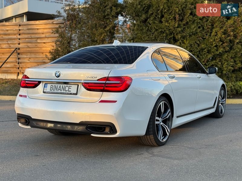 Седан BMW 7 Series 2016 в Киеве