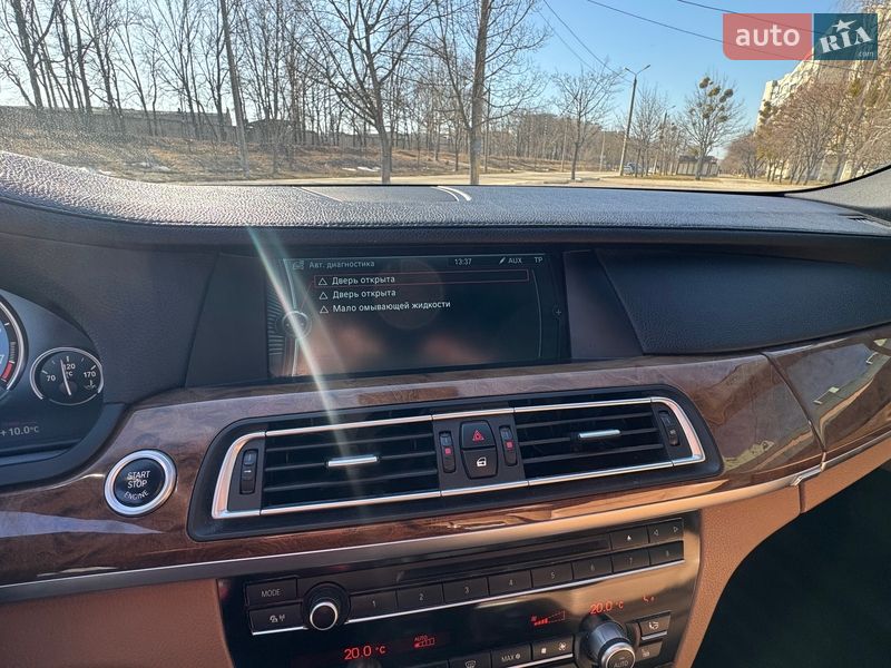 Седан BMW 7 Series 2011 в Харкові