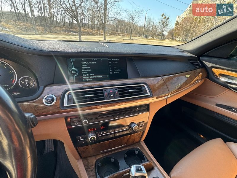 Седан BMW 7 Series 2011 в Харкові