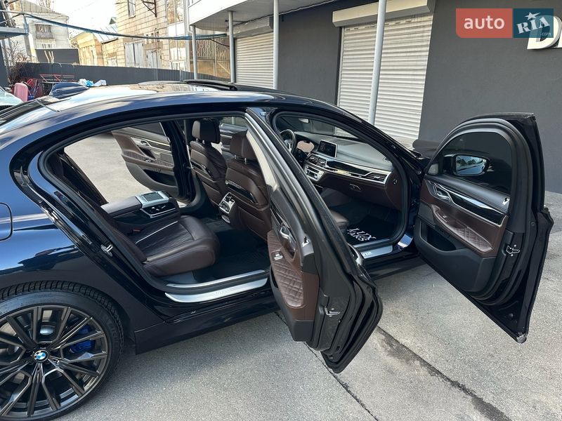 Седан BMW 7 Series 2021 в Киеве