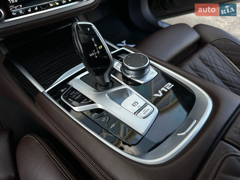 Седан BMW 7 Series 2021 в Киеве
