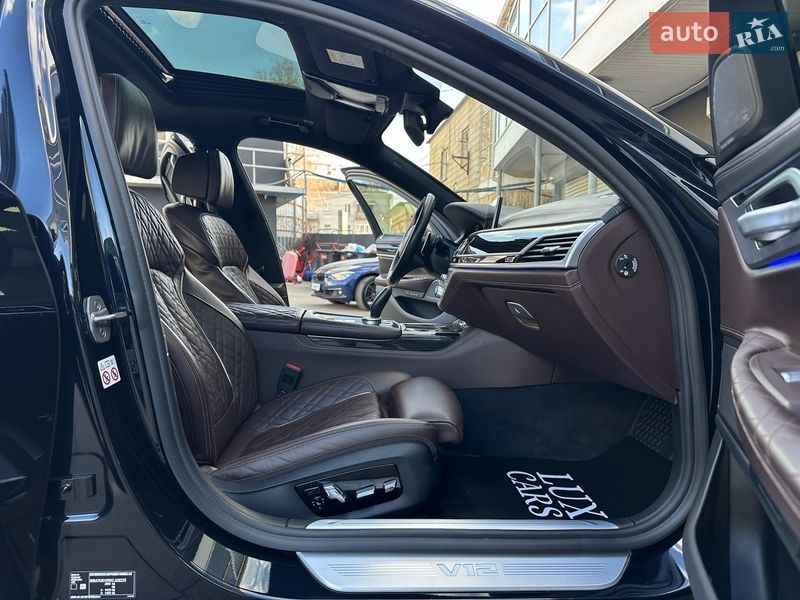Седан BMW 7 Series 2021 в Киеве