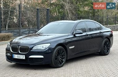 Седан BMW 7 Series 2010 в Миргороде