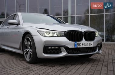 Седан BMW 7 Series 2015 в Рівному