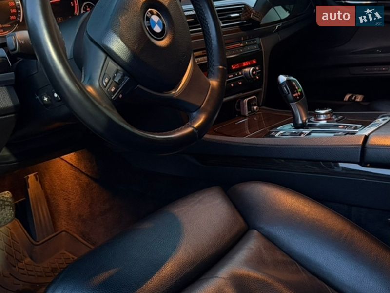 Седан BMW 7 Series 2011 в Ковелі