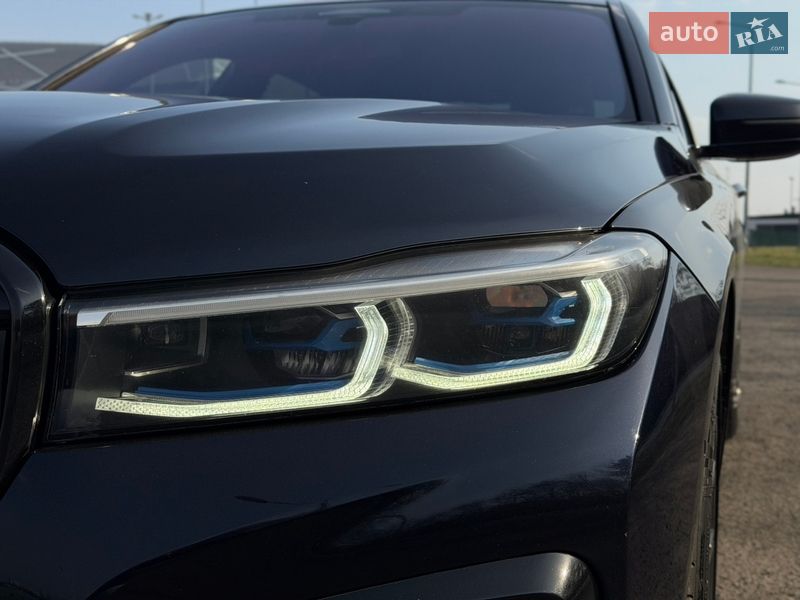 Седан BMW 7 Series 2022 в Львове фото 12 Седан BMW 7 Series 2022 в Львове