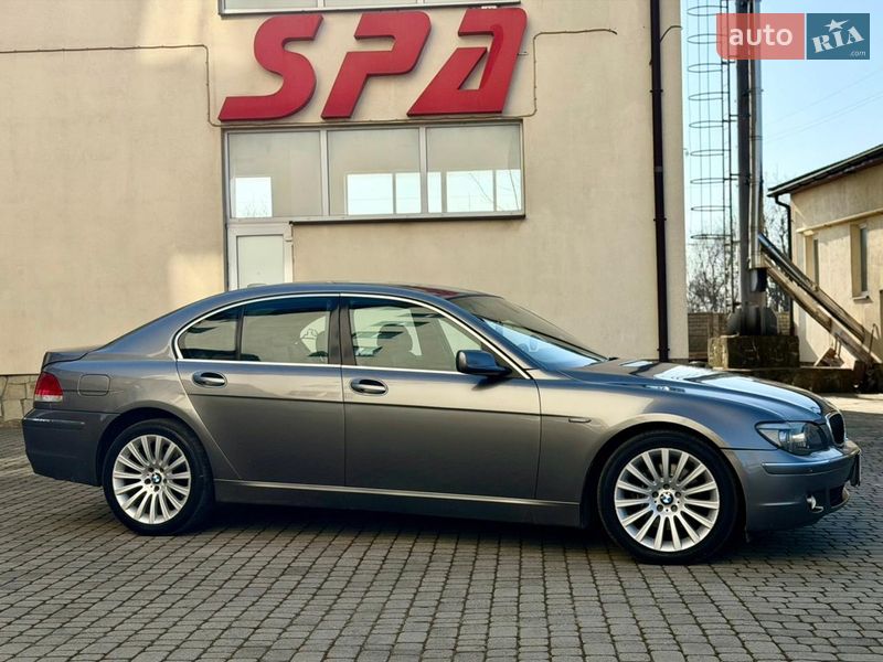 Седан BMW 7 Series 2005 в Дубно