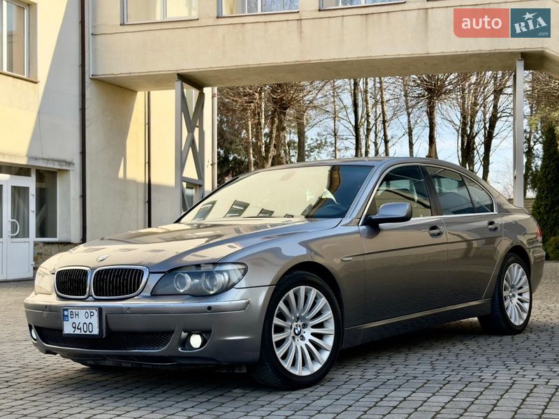 Седан BMW 7 Series 2005 в Дубно