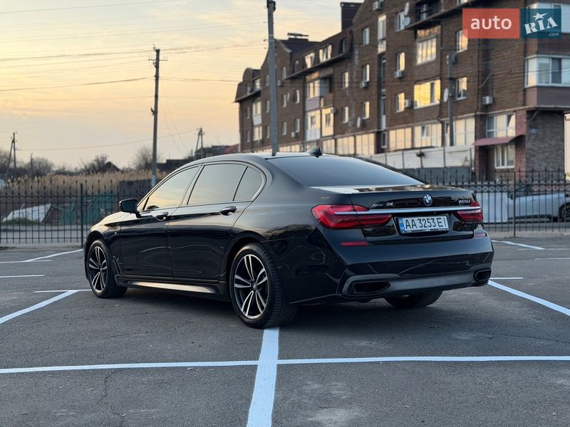 Седан BMW 7 Series 2017 в Киеве