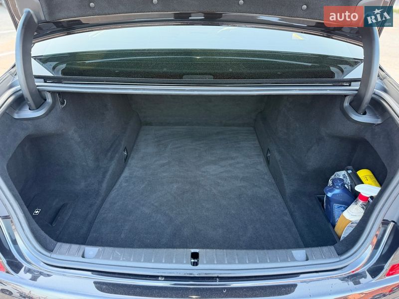 Седан BMW 7 Series 2017 в Киеве