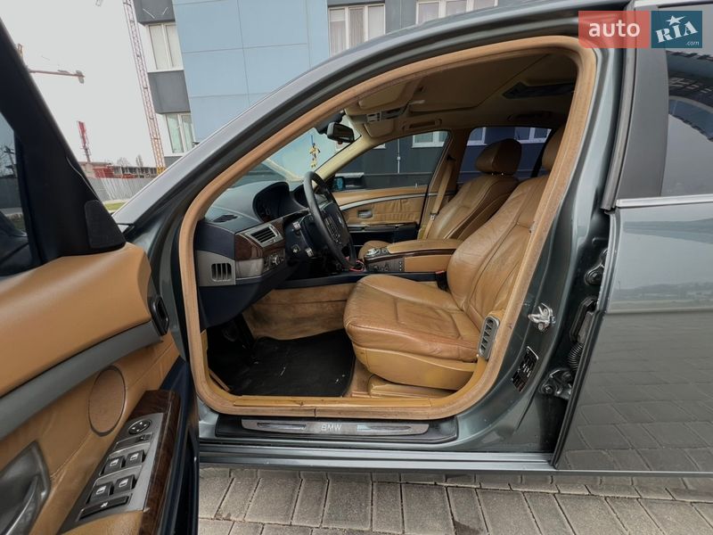 Седан BMW 7 Series 2003 в Одессе