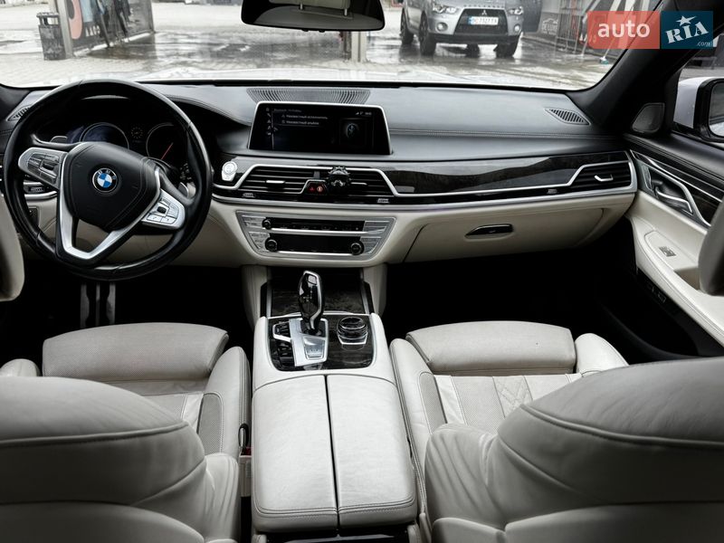 Седан BMW 7 Series 2016 в Львове фото 23 Седан BMW 7 Series 2016 в Львове