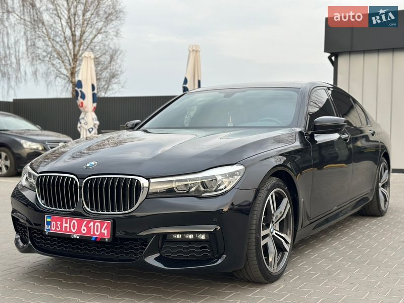 Седан BMW 7 Series 2017 в Нововолынске