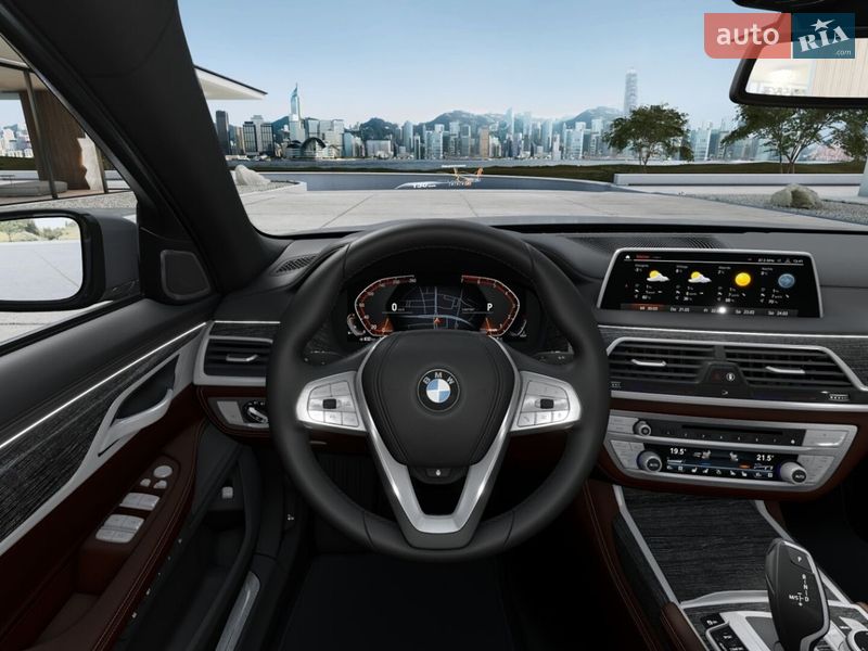 Седан BMW 7 Series 2022 в Кременчуці