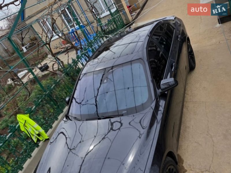 Седан BMW 7 Series 2012 в Миколаєві