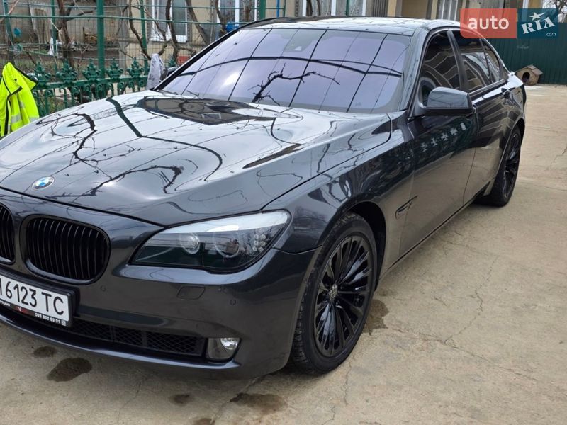 Седан BMW 7 Series 2012 в Миколаєві