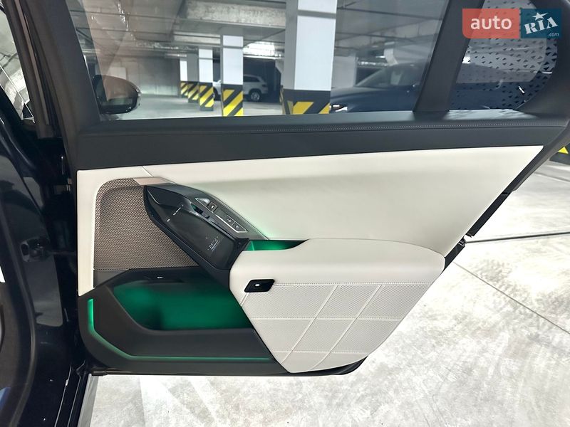 Седан BMW 7 Series 2024 в Днепре фото 31 Седан BMW 7 Series 2024 в Днепре